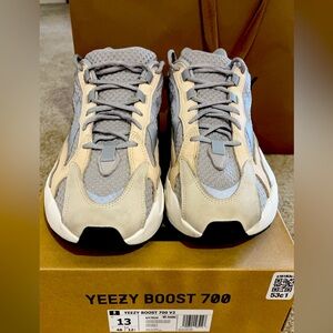 Yeezy Boost 700 V2